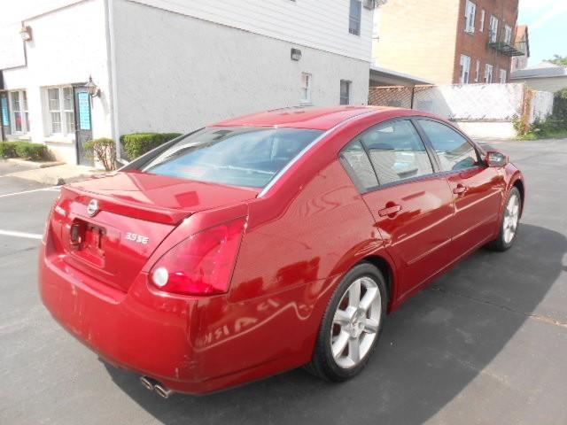 Nissan Maxima 2004 photo 1