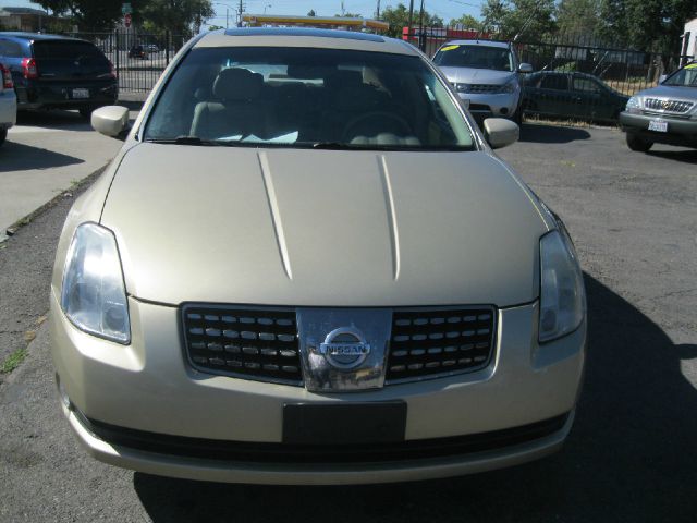 Nissan Maxima 2004 photo 2