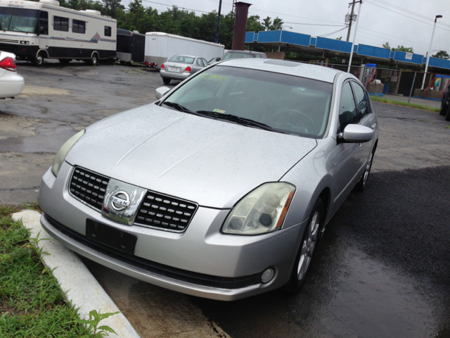 Nissan Maxima 2004 photo 1