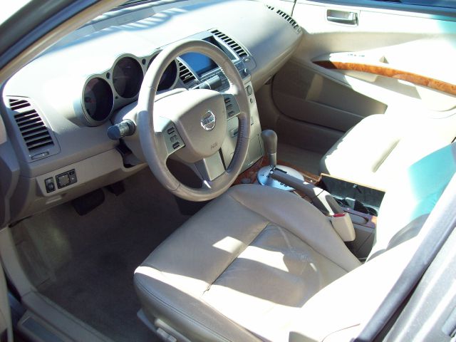 Nissan Maxima 2004 photo 1