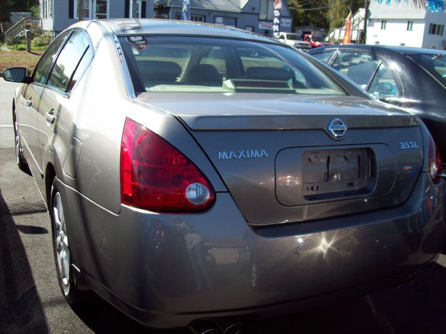 Nissan Maxima 2004 photo 2