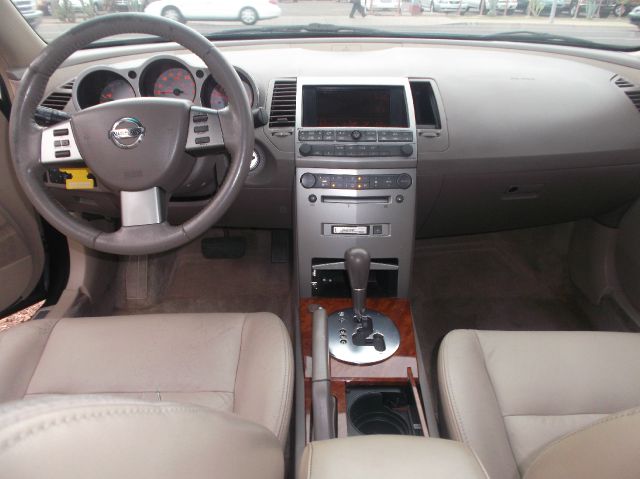 Nissan Maxima 2004 photo 2