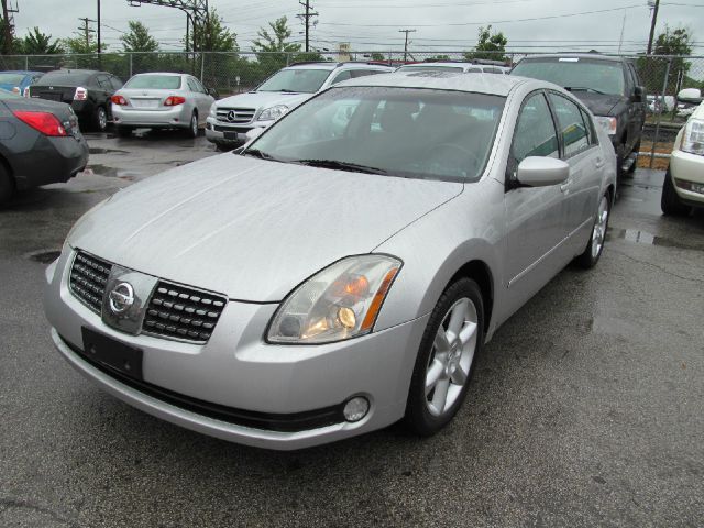 Nissan Maxima 2004 photo 2