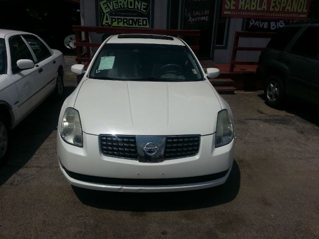 Nissan Maxima 2004 photo 1