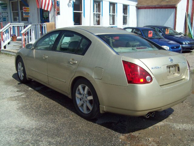 Nissan Maxima 2004 photo 2