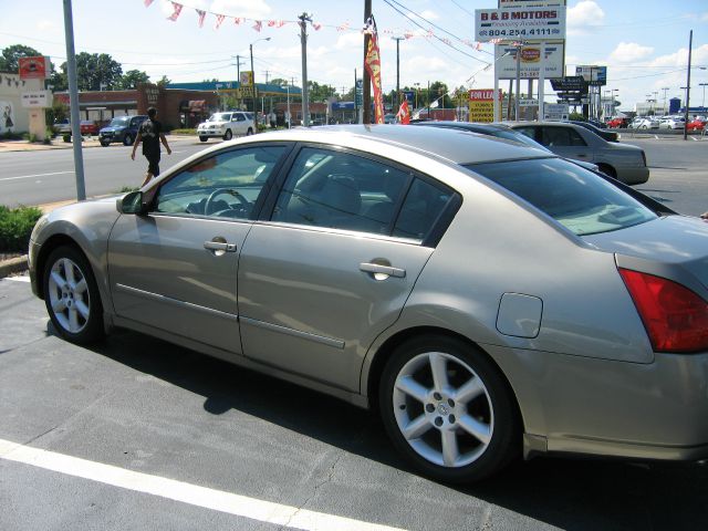 Nissan Maxima 2004 photo 1