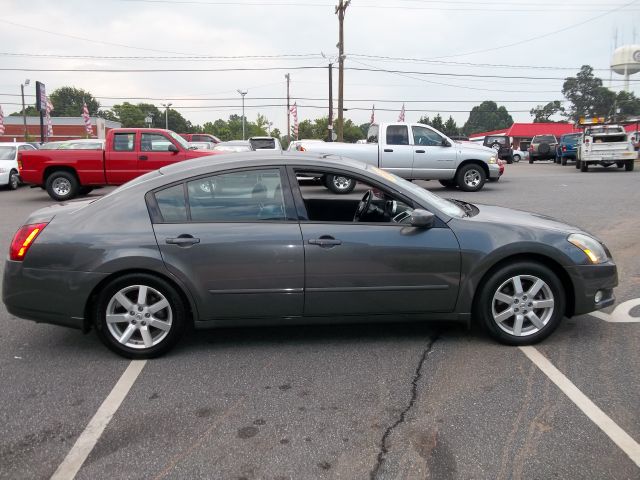 Nissan Maxima 2005 photo 2