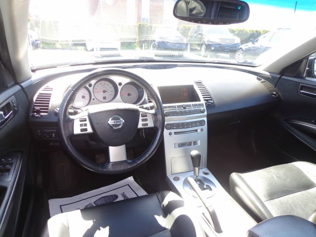 Nissan Maxima 2005 photo 2