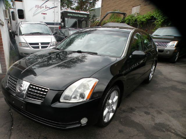 Nissan Maxima 2005 photo 2