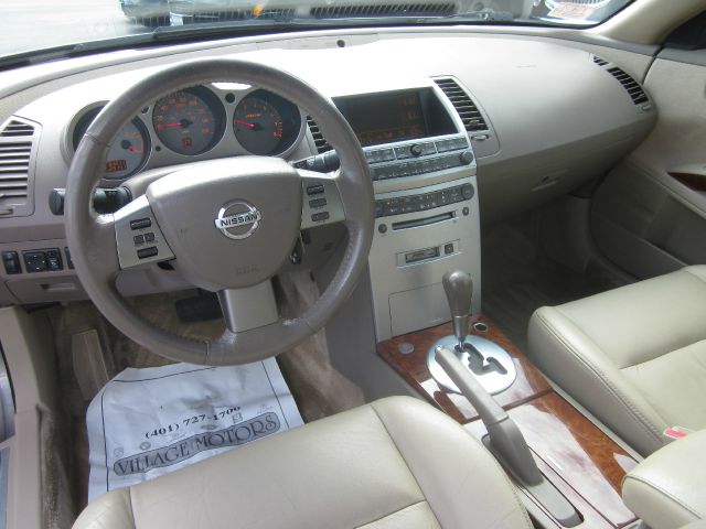 Nissan Maxima 2005 photo 1