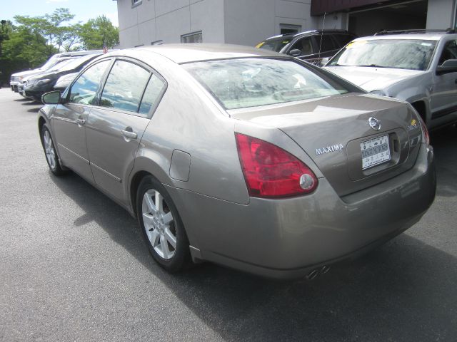 Nissan Maxima 2005 photo 2