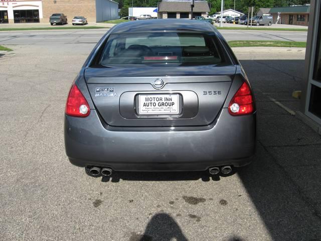 Nissan Maxima 4dr 2WD Ultimate Sedan