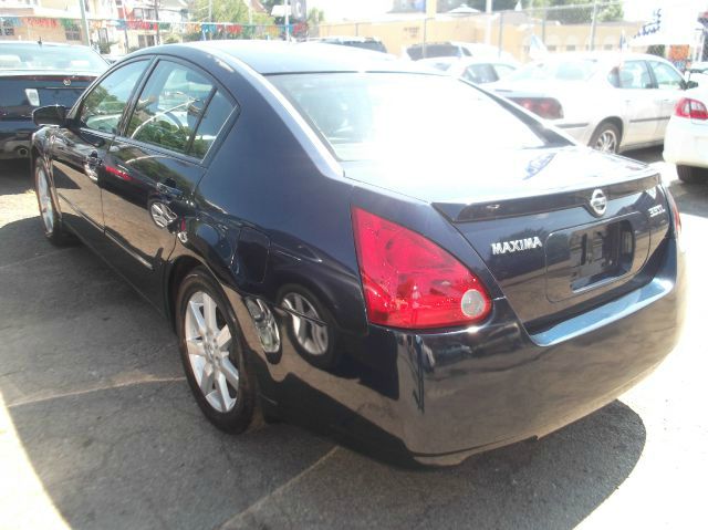 Nissan Maxima 2005 photo 2