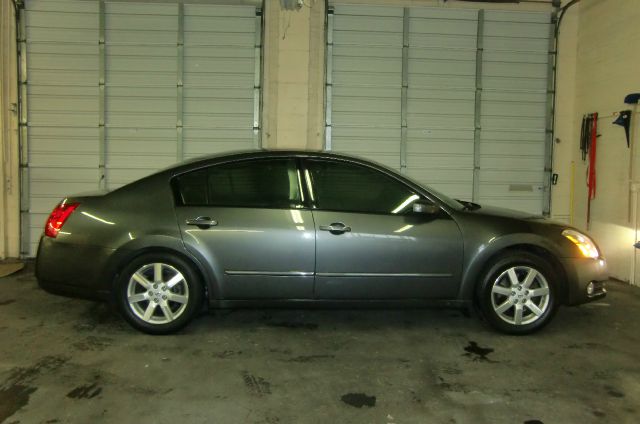 Nissan Maxima 2005 photo 1