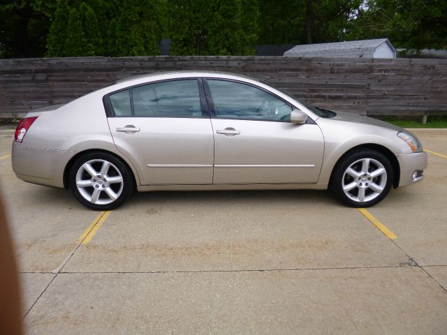 Nissan Maxima 2005 photo 2