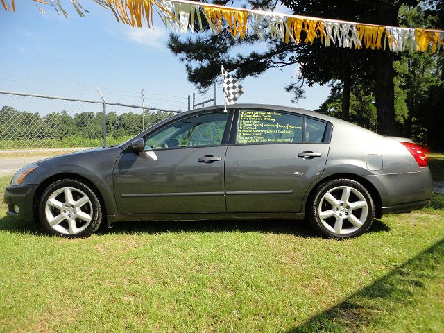 Nissan Maxima 2005 photo 1