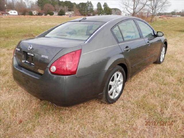 Nissan Maxima 2005 photo 2