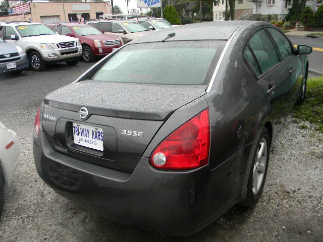 Nissan Maxima 2005 photo 2