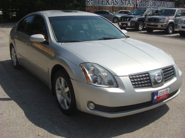 Nissan Maxima 2005 photo 2