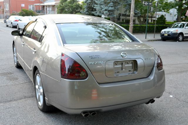 Nissan Maxima 2005 photo 1