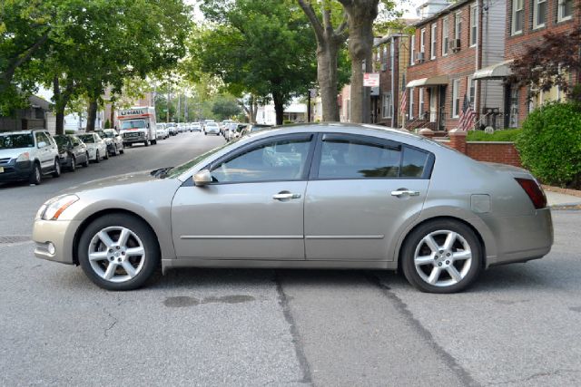 Nissan Maxima 2005 photo 2