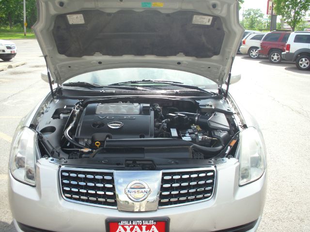 Nissan Maxima 2005 photo 1