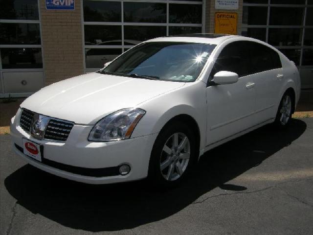 Nissan Maxima 2010 Acura 2.4 Sedan