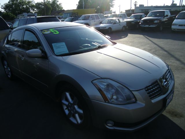 Nissan Maxima 2005 photo 1