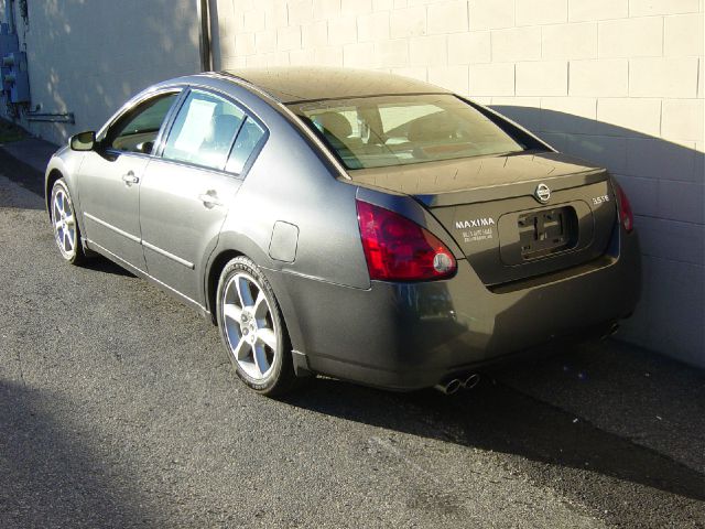 Nissan Maxima 2005 photo 1