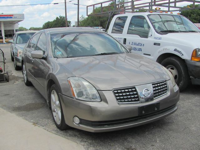 Nissan Maxima 2005 photo 2