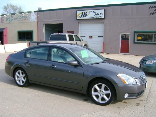 Nissan Maxima 4 Door Wagon HEMI Sedan