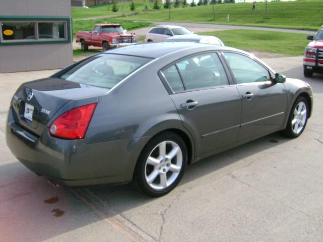 Nissan Maxima 2005 photo 1