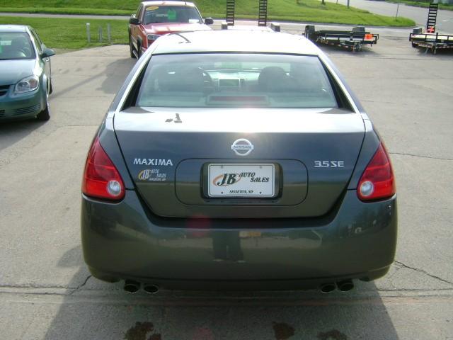 Nissan Maxima 2005 photo 2