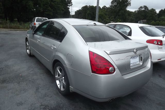 Nissan Maxima 2005 photo 2