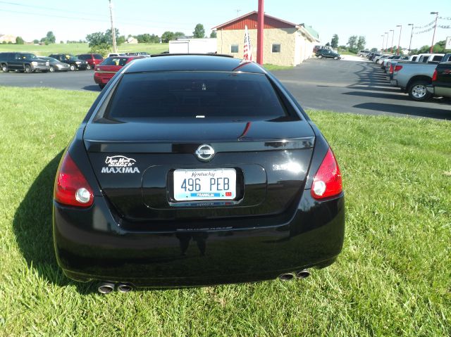 Nissan Maxima 2005 photo 2