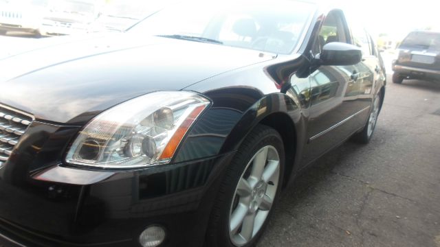 Nissan Maxima 2005 photo 1