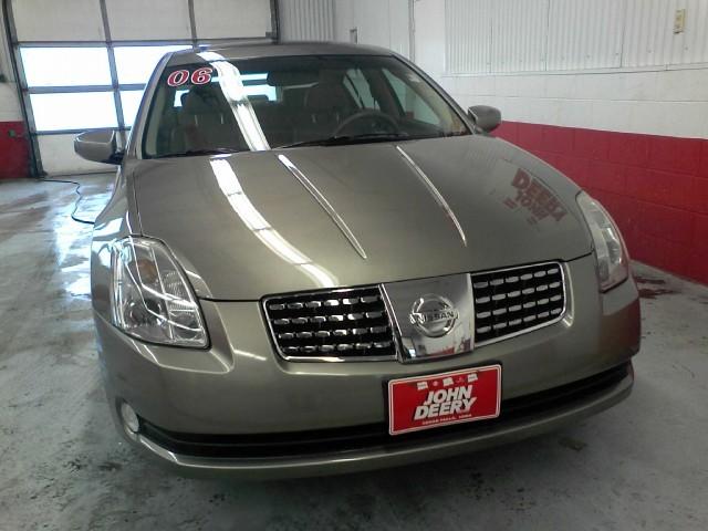 Nissan Maxima 2006 photo 1