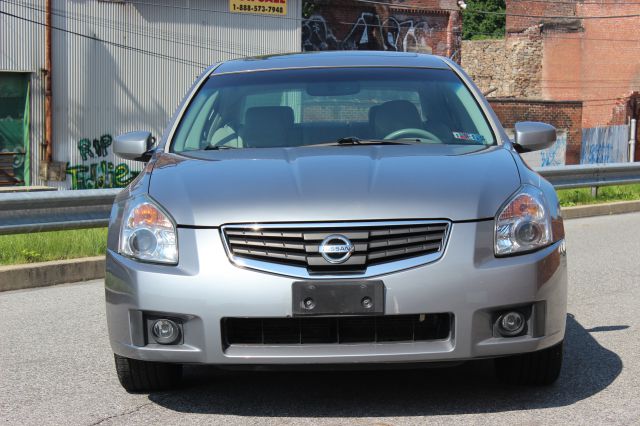 Nissan Maxima LS S Sedan