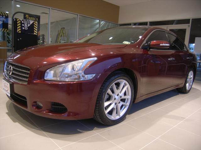 Nissan Maxima 2009 photo 1