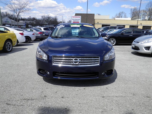 Nissan Maxima 2009 photo 1