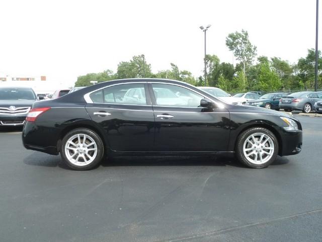 Nissan Maxima 2009 photo 2