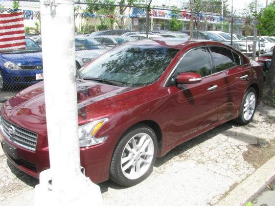 Nissan Maxima 4.6L Eddie Bauer Sedan