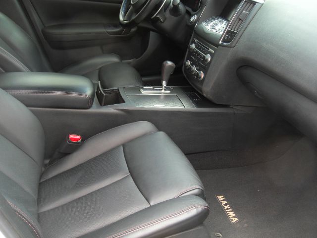 Nissan Maxima 2009 photo 1