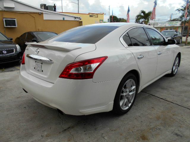 Nissan Maxima 2009 photo 2