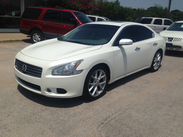 Nissan Maxima 4.6L Eddie Bauer Sedan