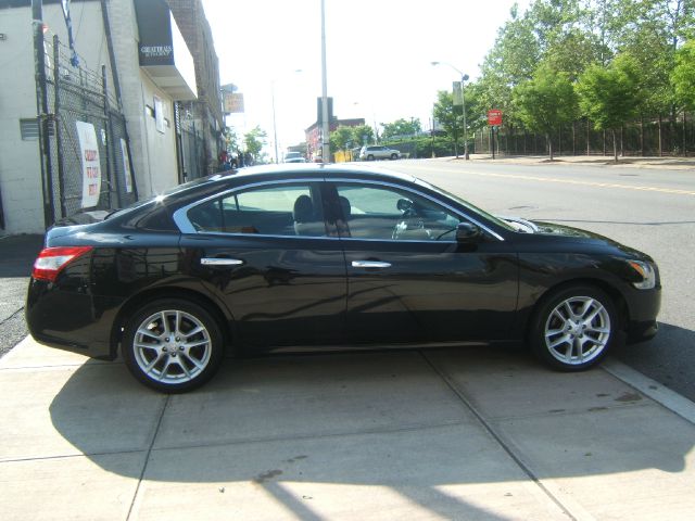 Nissan Maxima 2009 photo 2