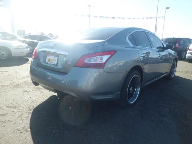 Nissan Maxima 2009 photo 2