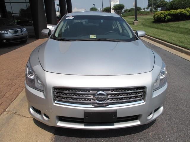 Nissan Maxima 2009 photo 1