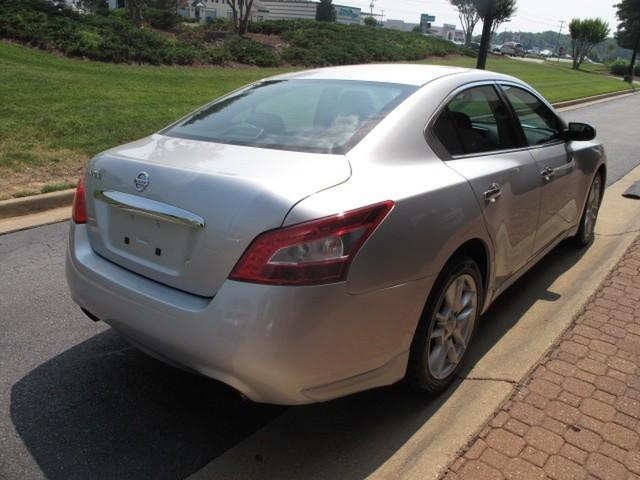 Nissan Maxima 2009 photo 2