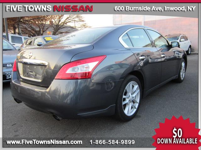 Nissan Maxima 2009 photo 2